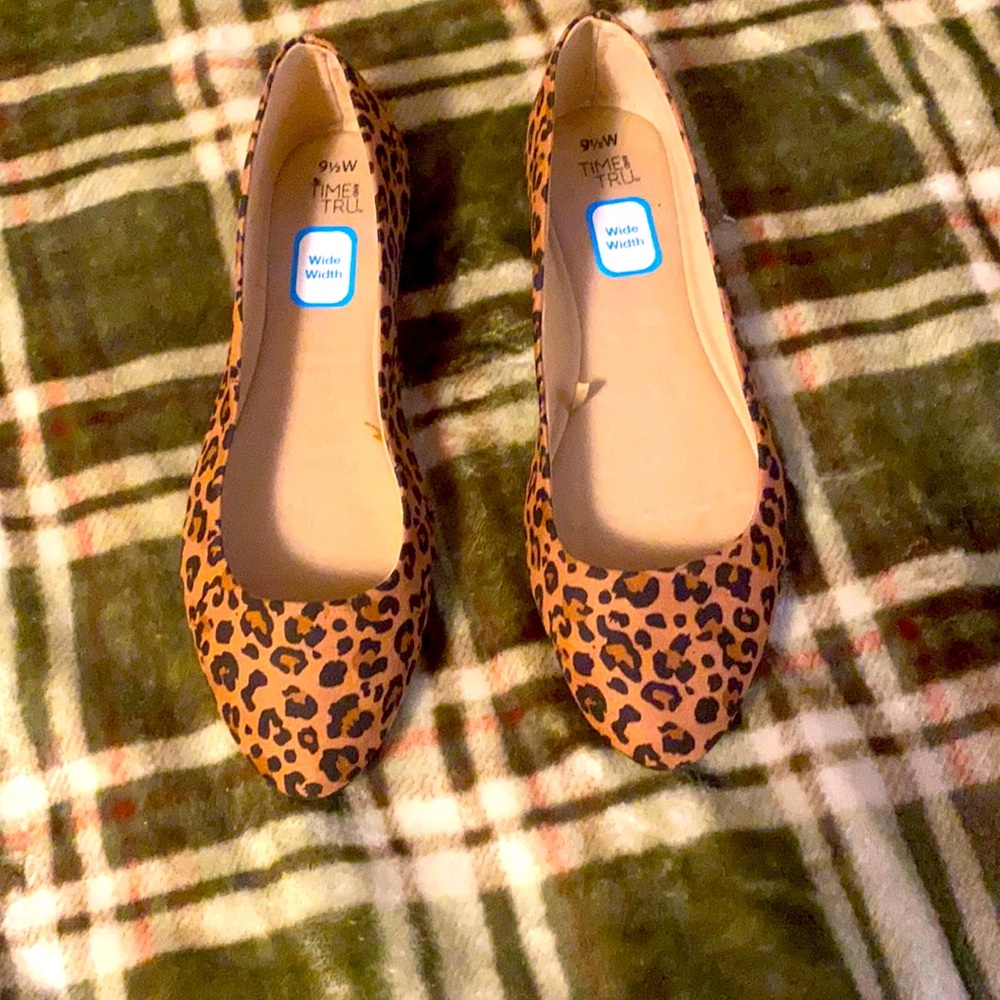 Classy Leopard Print Flats